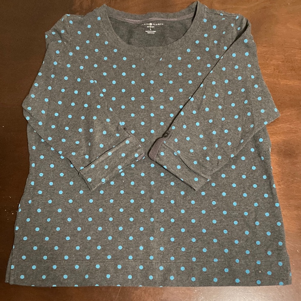 Karen Scott Sport Heather Grey 3/4 Sleeve Shirt with Blue Polkadots Size L